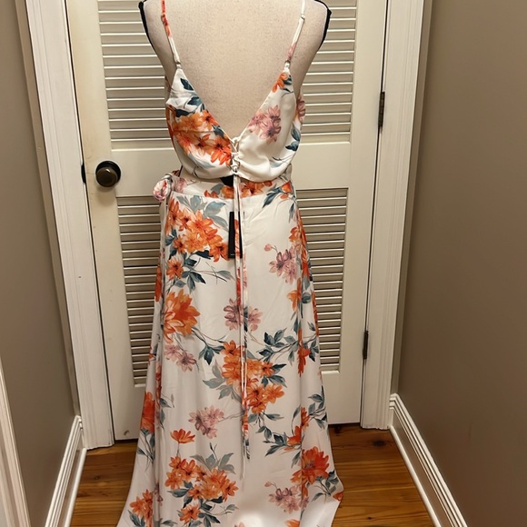 Lulus Bloom With a View White Floral Print Two-Piece Maxi Dress in White Floral - Picture 17 of 17